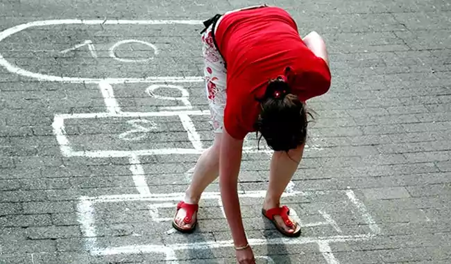 Unity The Amaryllis - Hopscotch